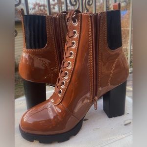 .Women Brown Patent Block Heel Combat Ankle Bootie Lug Sole Lace Up